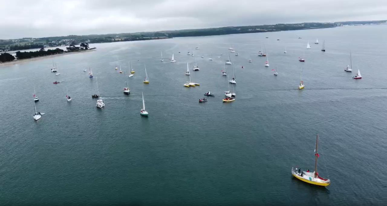 Une mobilisation maritime inédite contre Bolloré et le fascisme dans le Finistère