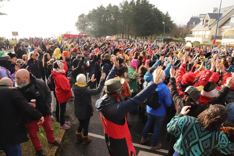 foule dans le finistère