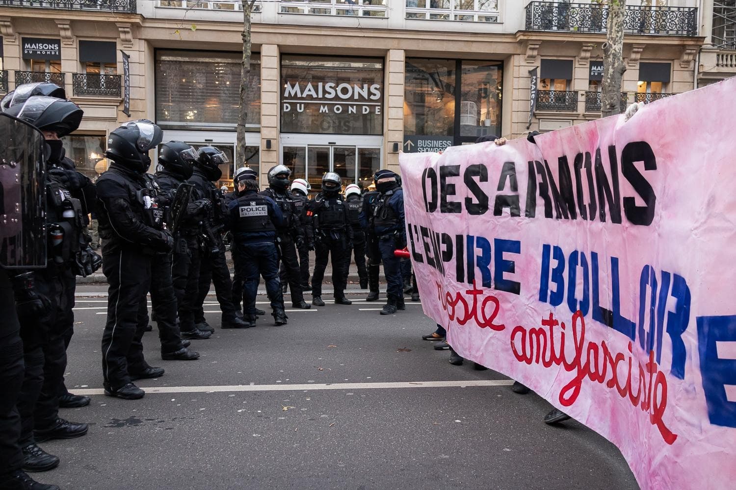Signalisation sur le périphérique pour bloquer l'AG de Vivendi